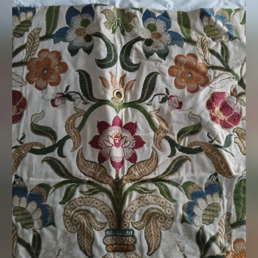 Fabric Remnant Kravet Couture design basics Belgium 24
